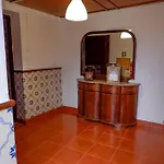 A Casinha Dos Avos Joao E Ana *