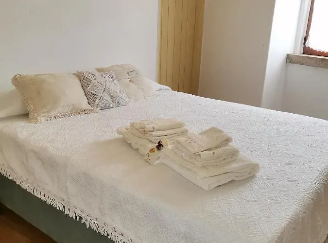 דירה A Casinha Dos Avos Joao E Ana Escalos de Cima